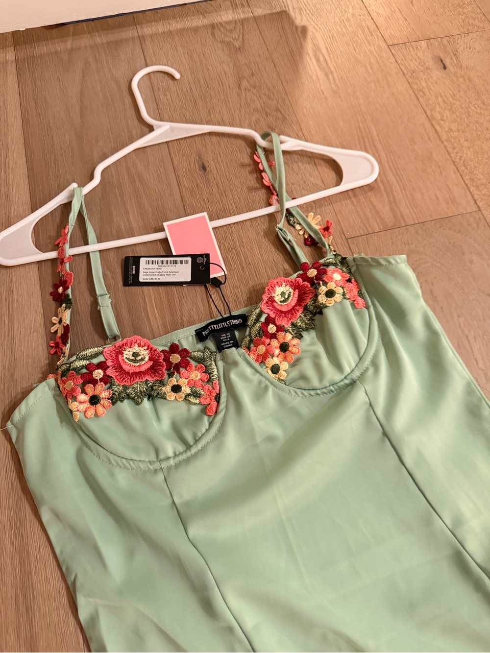 PrettyLittleThing Mint Green Floral Satin Embroidered Maxi Dress